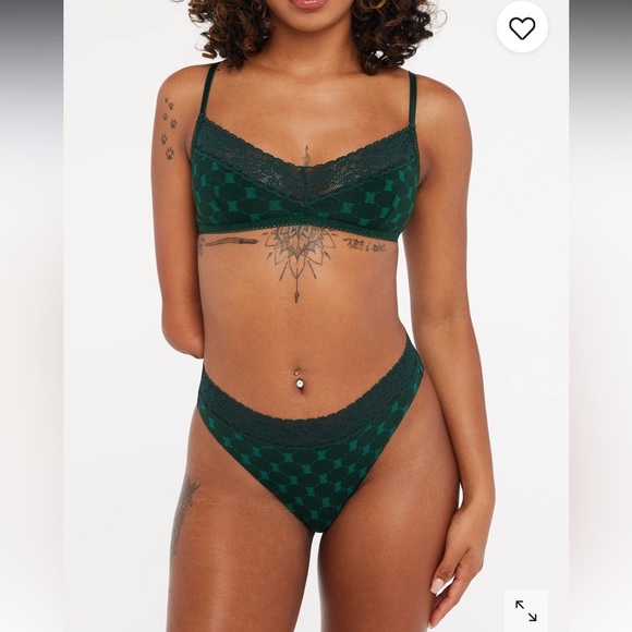 Savage X Fenty Green Glo X Link Cotton Bralette Mid-Rise Thong & High-Leg Bikini - Picture 11 of 16